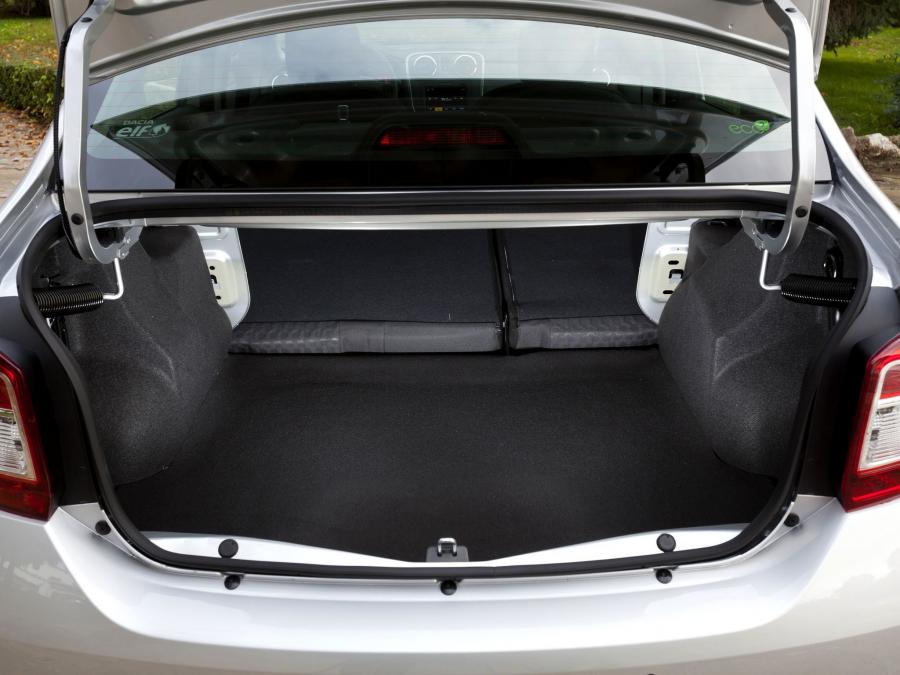  Dacia Logan 2012 года  (фото 8 из 12)